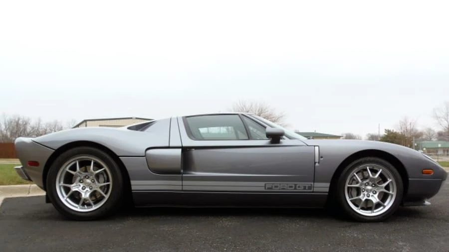2006 Ford GT 1st Gen - Image 2 of 9