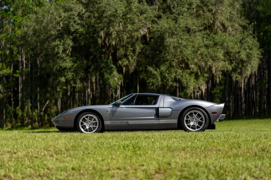 2006 Ford GT 1st Gen - Image 2 of 31