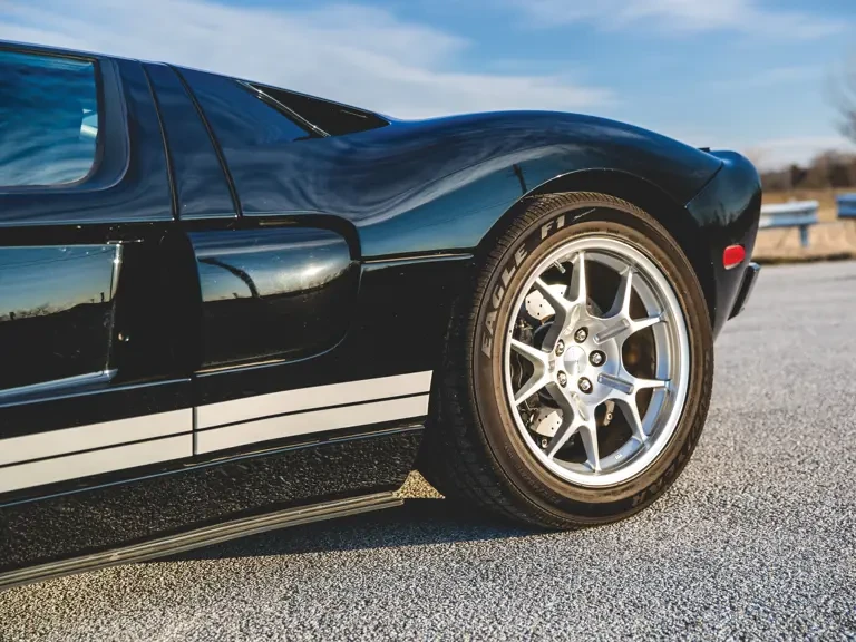 2006 Ford GT 1st Gen - Image 21 of 28