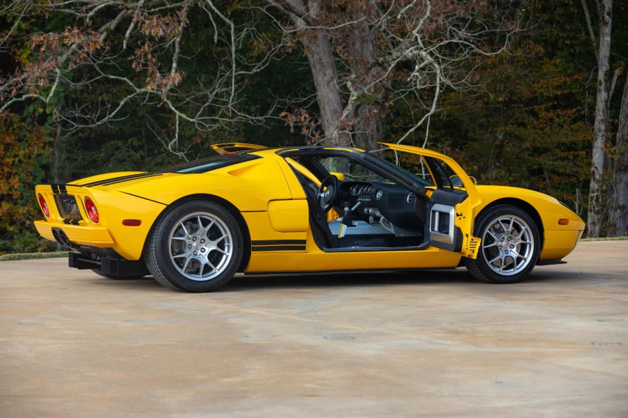 2006 Ford GT 1st Gen - Image 12 of 31