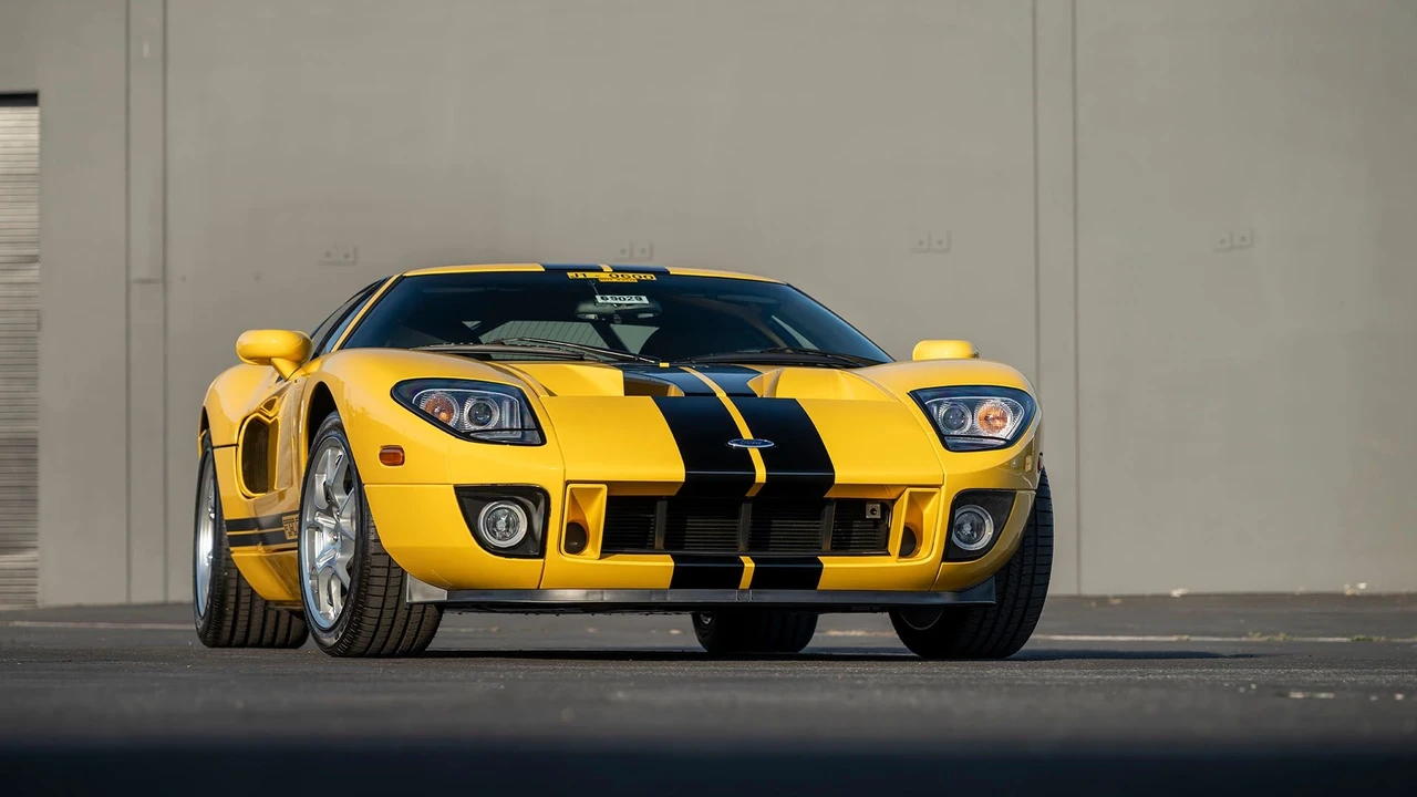 2006 Ford GT 1st Gen - Image 8 of 31