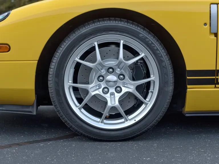 2006 Ford GT 1st Gen - Image 19 of 31
