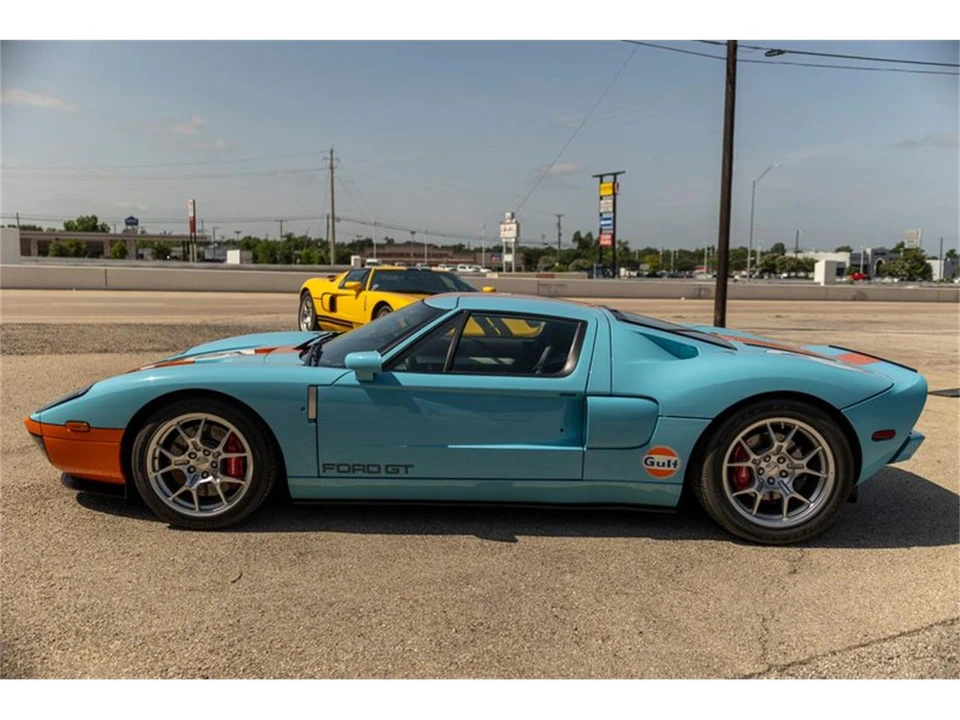 2006 Ford GT 1st Gen - Image 5 of 31