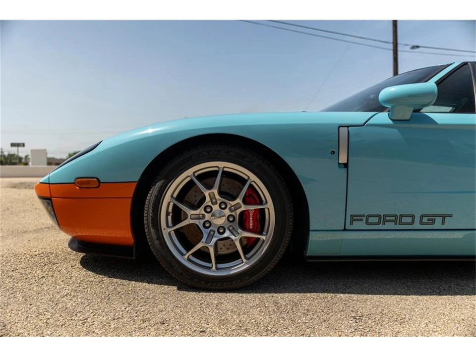 2006 Ford GT 1st Gen - Image 13 of 31