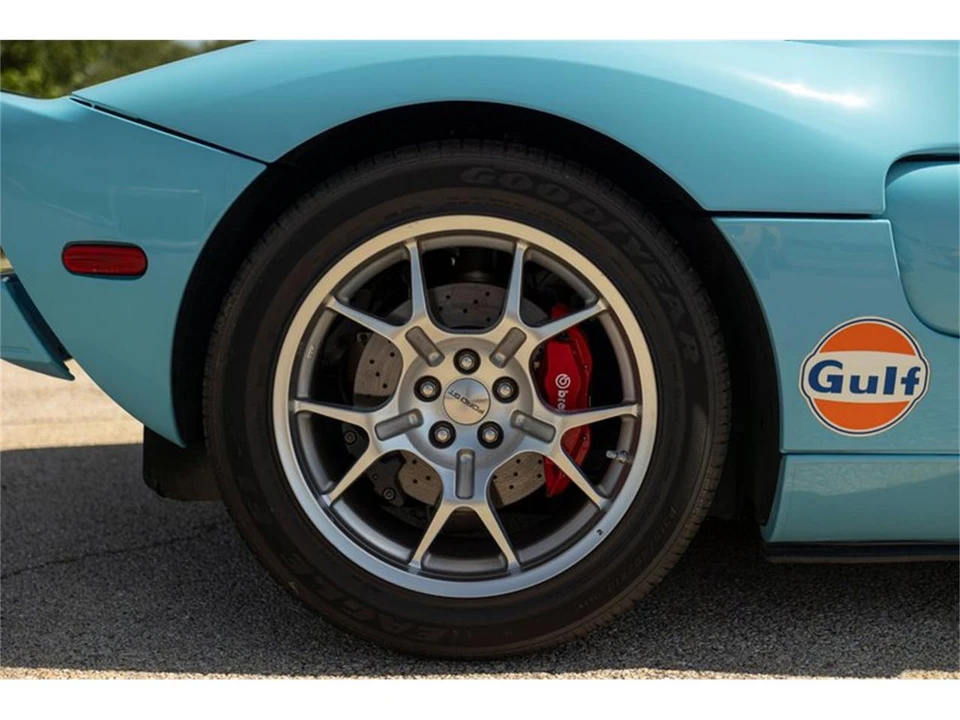 2006 Ford GT 1st Gen - Image 18 of 31