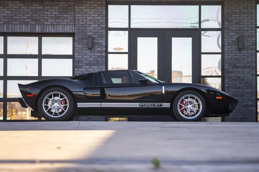 2006 Ford GT 1st Gen - Image 2 of 31