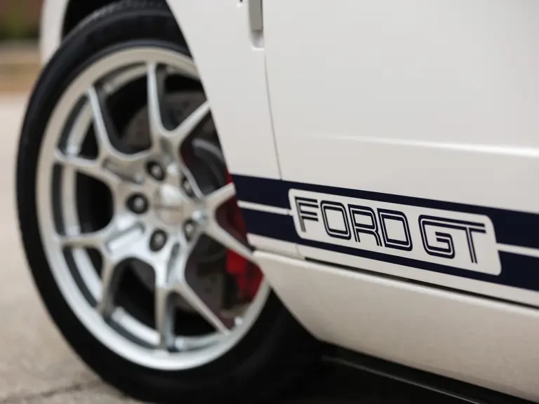 2006 Ford GT 1st Gen - Image 8 of 26