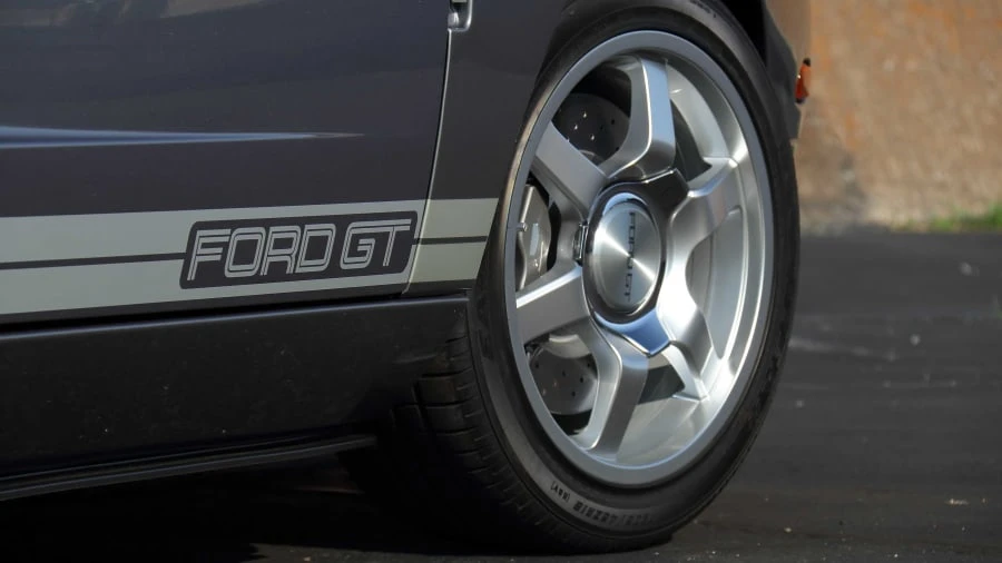 2006 Ford GT 1st Gen - Image 17 of 27