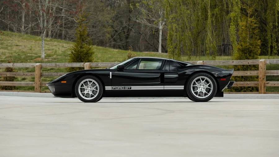2006 Ford GT 1st Gen - Image 2 of 31