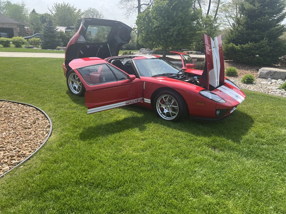 2006 Ford GT 1st Gen - Image 23 of 31