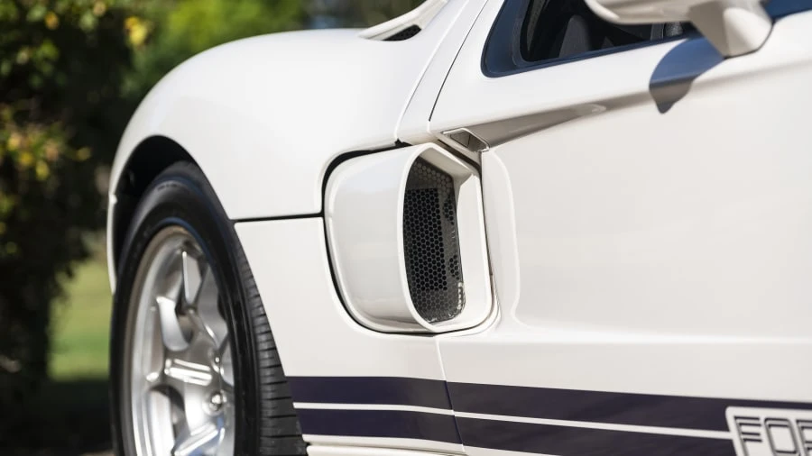 2006 Ford GT 1st Gen - Image 10 of 21