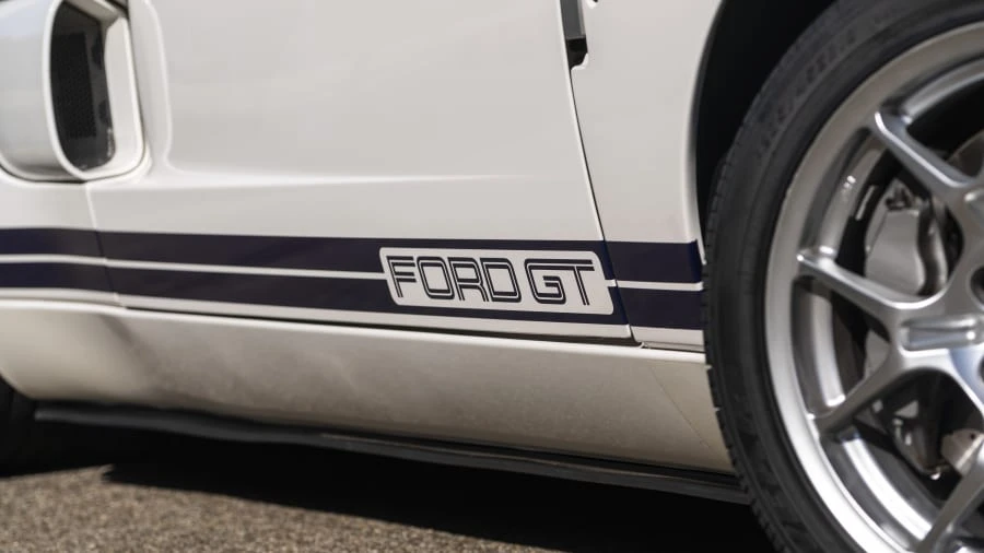 2006 Ford GT 1st Gen - Image 16 of 21