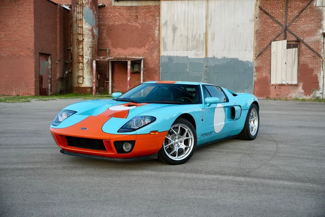 2006 Ford GT 1st Gen - Image 2 of 31