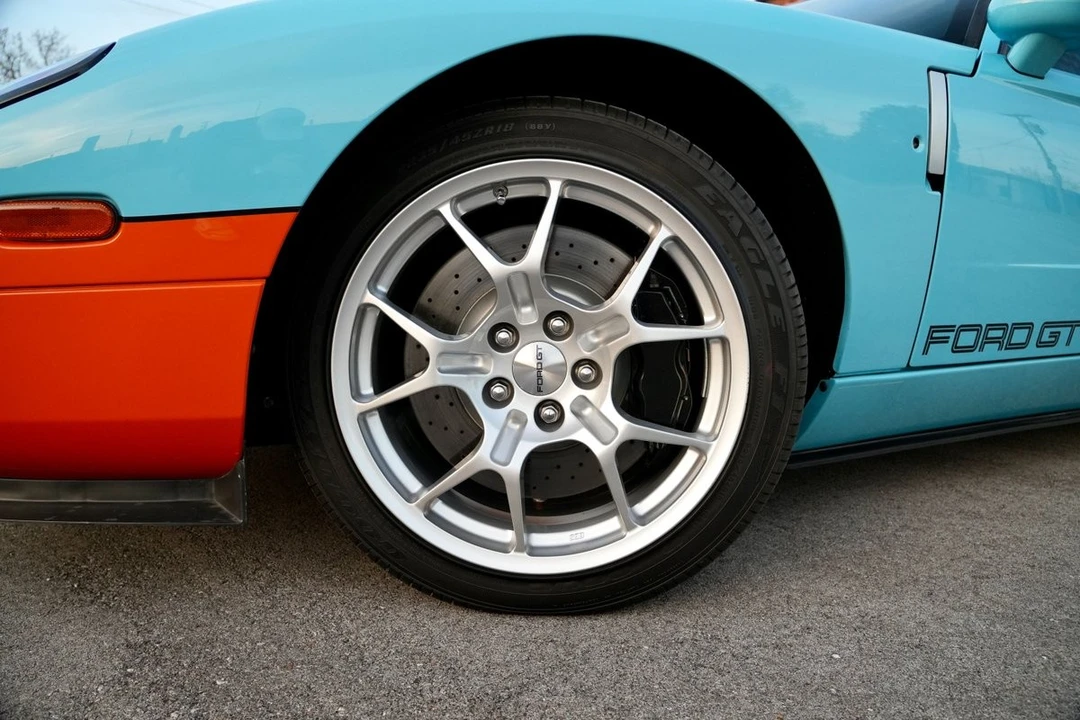 2006 Ford GT 1st Gen - Image 16 of 31
