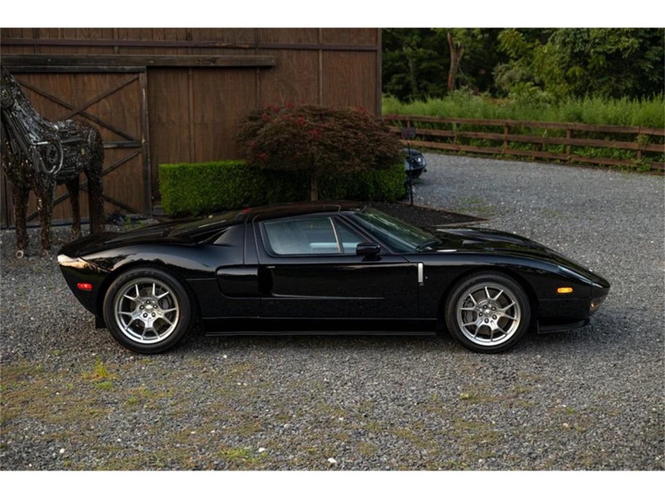 2006 Ford GT 1st Gen - Image 10 of 31