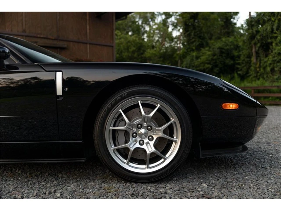 2006 Ford GT 1st Gen - Image 28 of 31