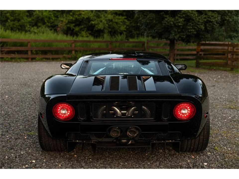 2006 Ford GT 1st Gen - Image 16 of 31