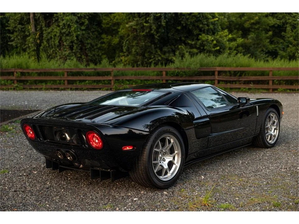 2006 Ford GT 1st Gen - Image 17 of 31