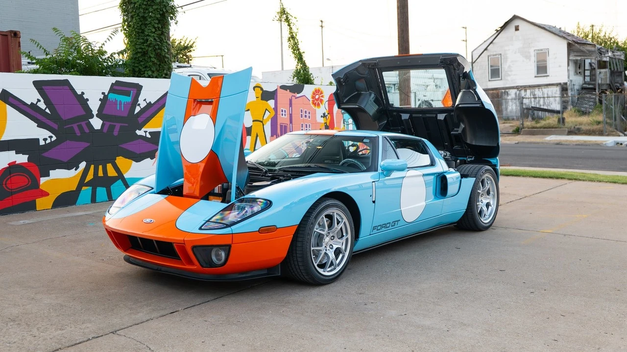 2006 Ford GT 1st Gen - Image 28 of 31