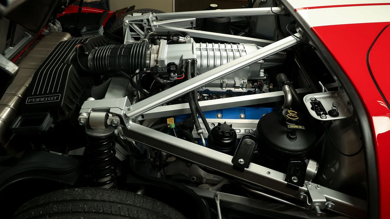 2006 Ford GT 1st Gen - Image 9 of 31