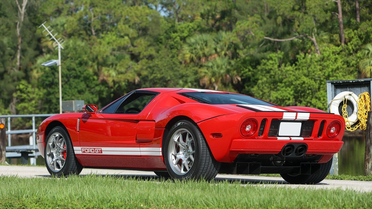 2006 Ford GT 1st Gen - Image 10 of 31