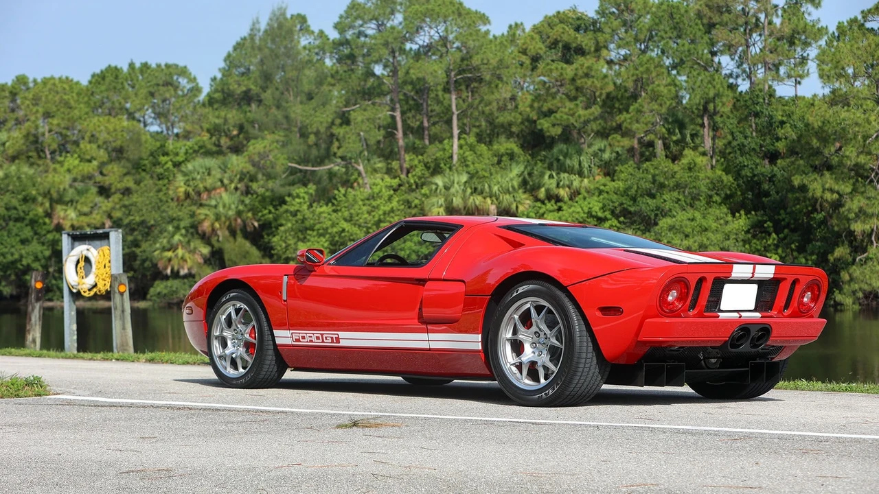 2006 Ford GT 1st Gen - Image 11 of 31