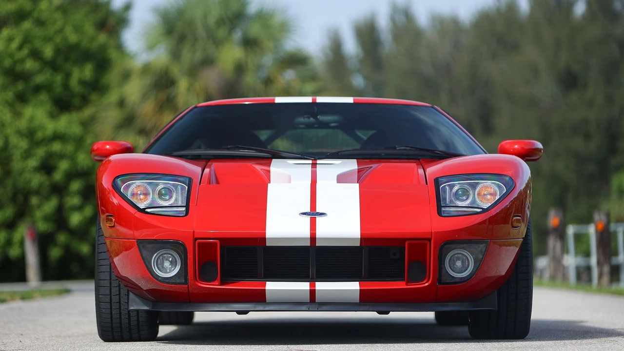2006 Ford GT 1st Gen - Image 2 of 31