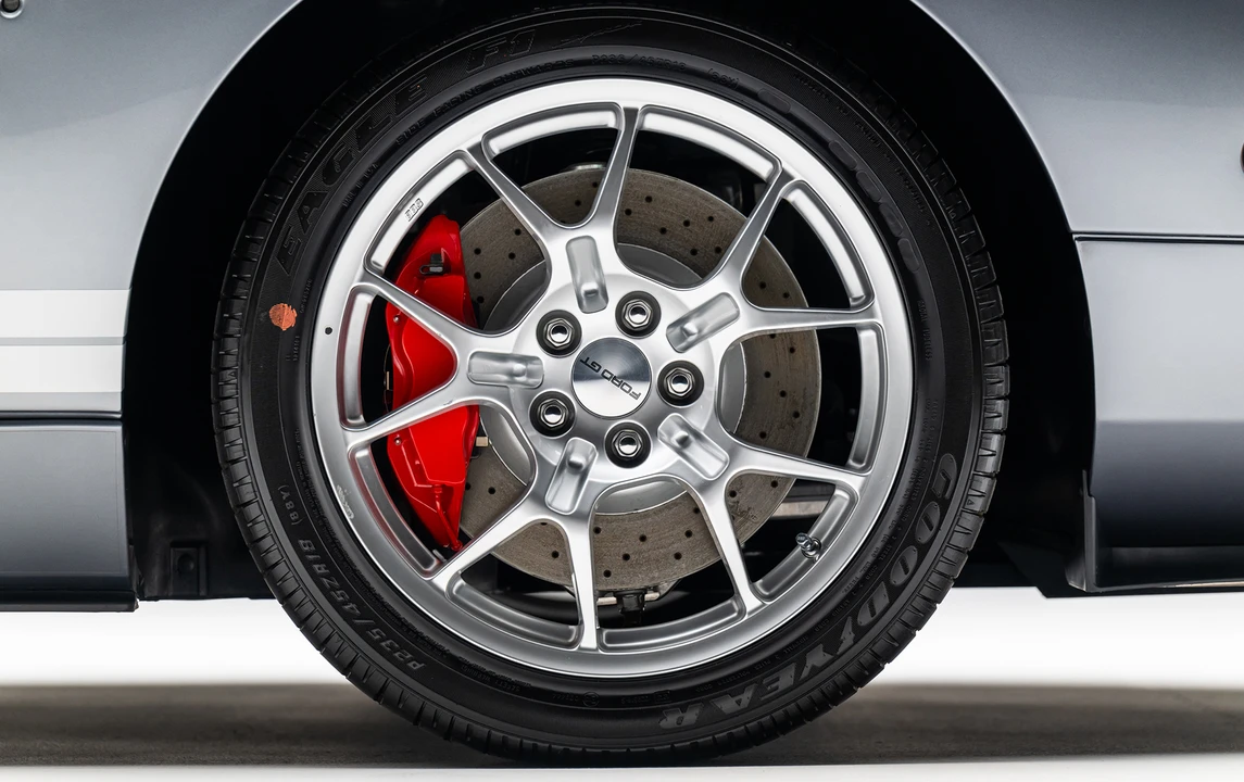 2006 Ford GT 1st Gen - Image 17 of 30