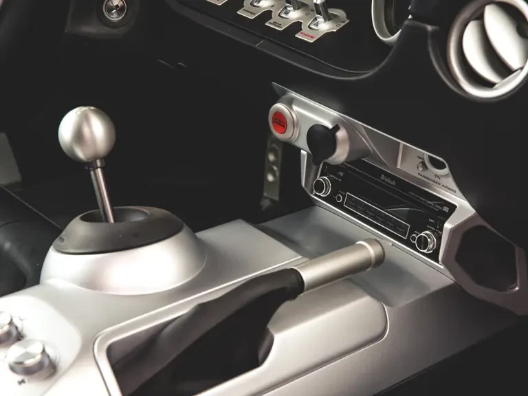 2006 Ford GT 1st Gen - Image 15 of 31