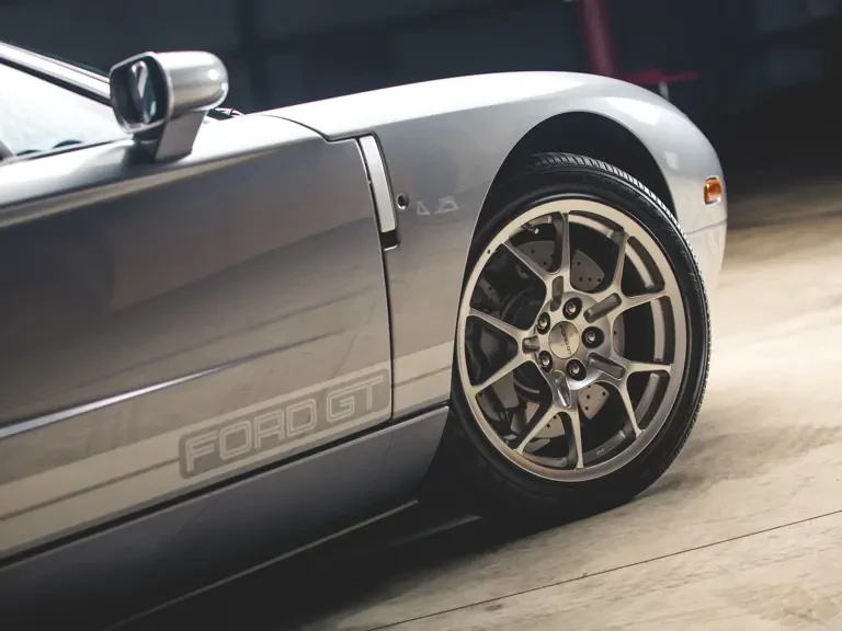2006 Ford GT 1st Gen - Image 25 of 31