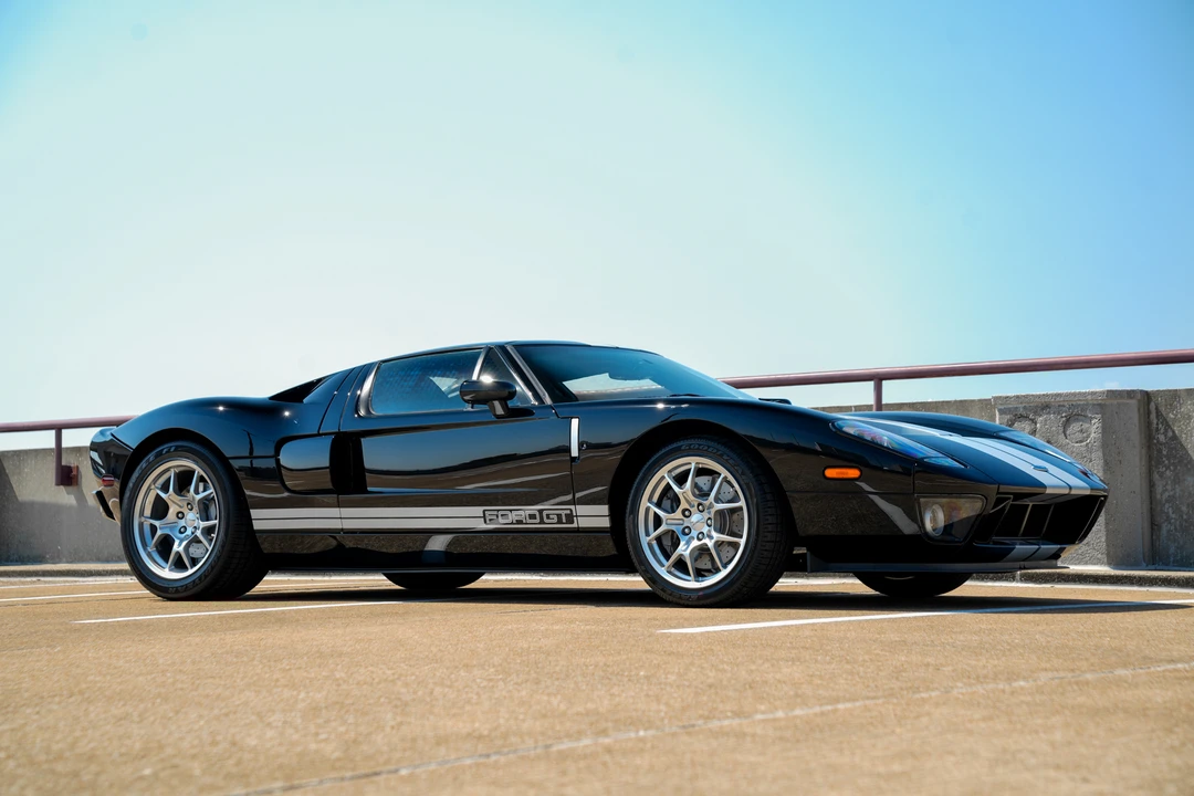 2006 Ford GT 1st Gen - Image 2 of 31