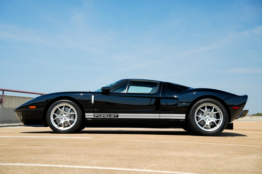 2006 Ford GT 1st Gen - Image 9 of 31