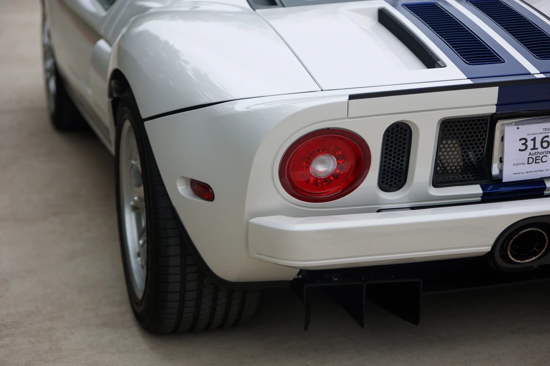 2006 Ford GT 1st Gen - Image 9 of 31
