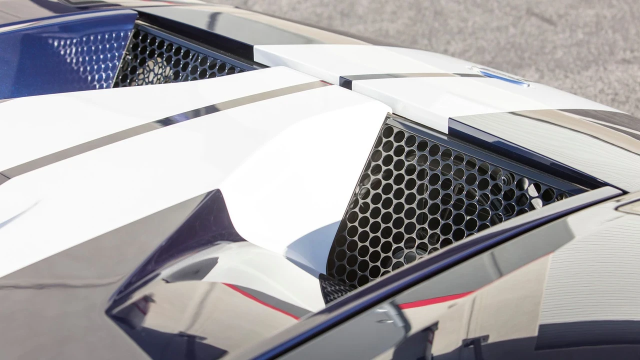 2006 Ford GT 1st Gen - Image 23 of 31