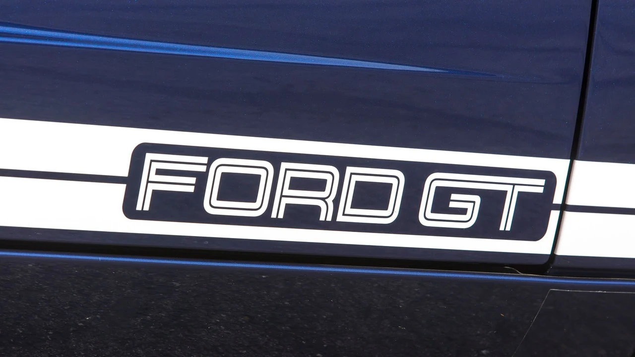 2006 Ford GT 1st Gen - Image 16 of 31