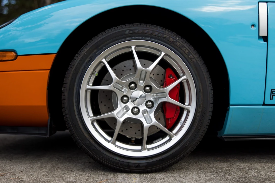 2006 Ford GT 1st Gen - Image 13 of 31