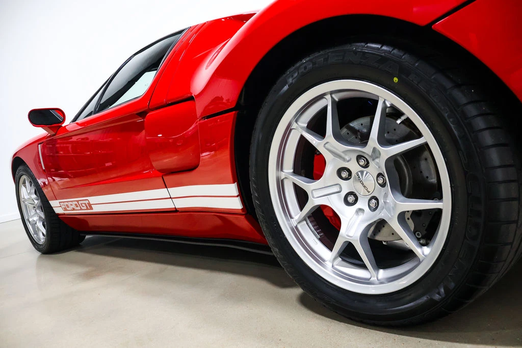 2006 Ford GT 1st Gen - Image 19 of 31