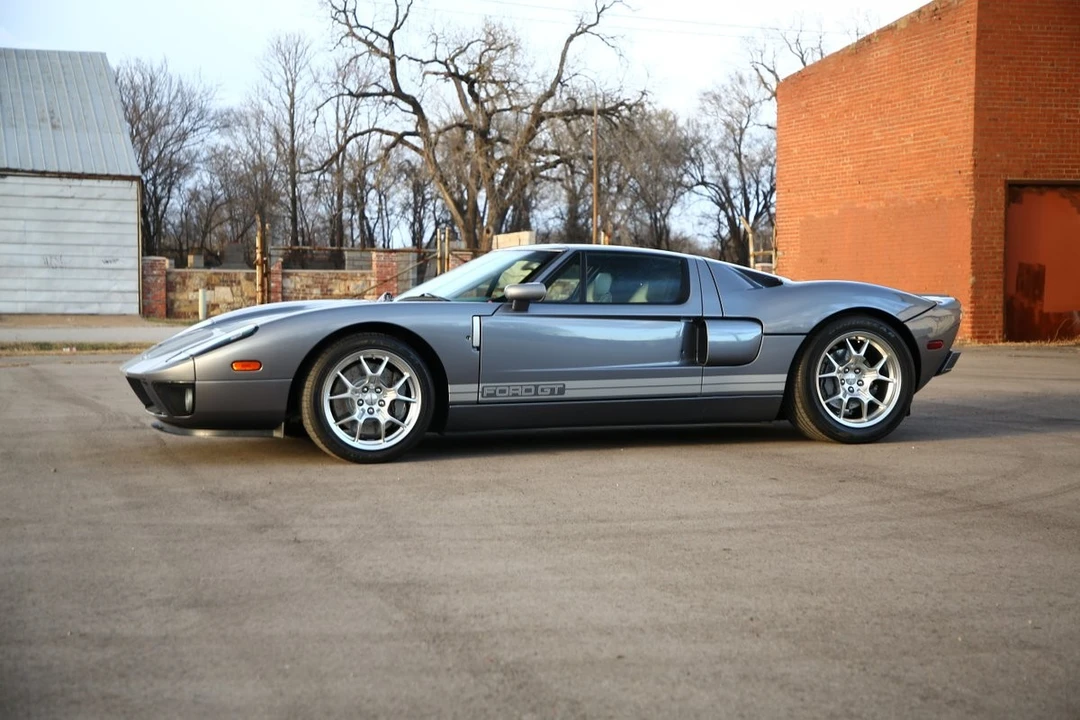 2006 Ford GT 1st Gen - Image 17 of 21