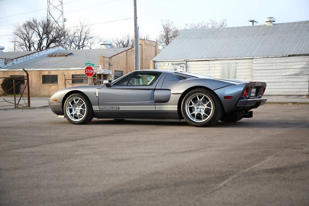 2006 Ford GT 1st Gen - Image 20 of 21