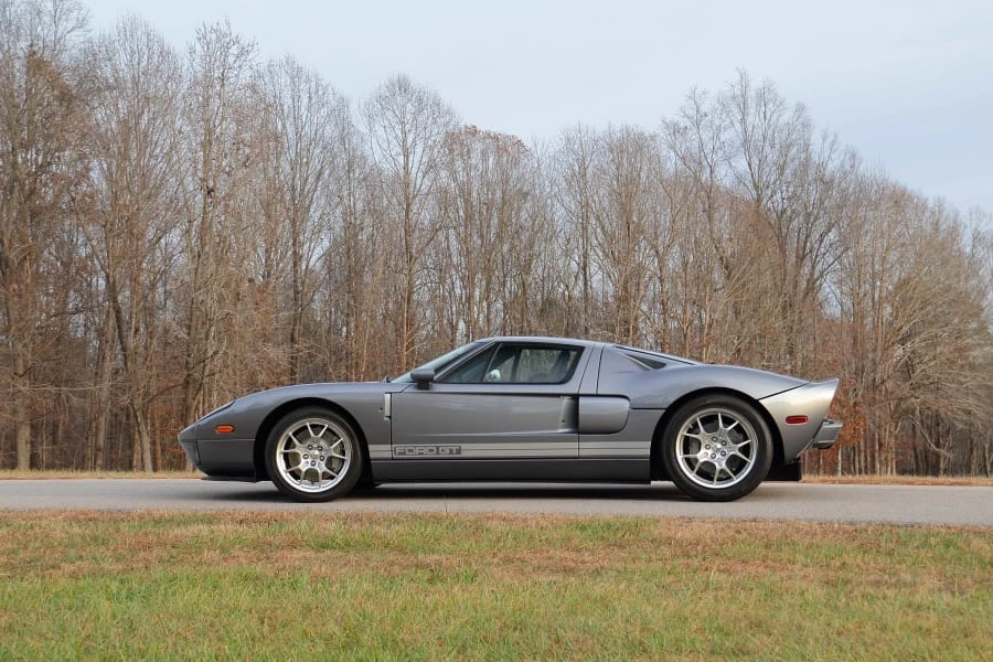2006 Ford GT 1st Gen - Image 2 of 31