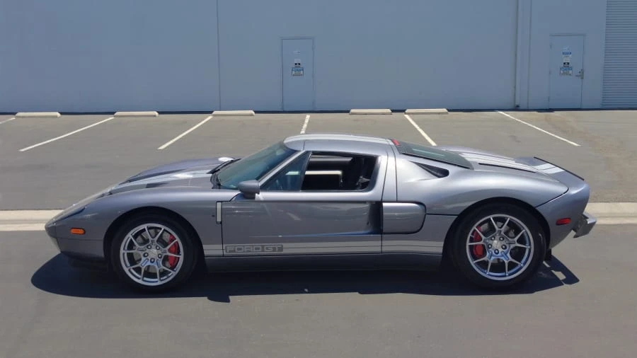 2006 Ford GT 1st Gen - Image 2 of 9