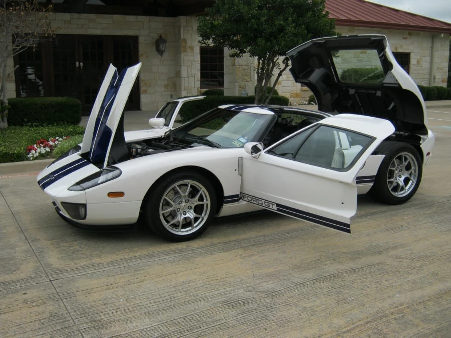 2006 Ford GT 1st Gen - Image 8 of 9
