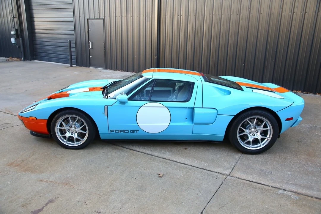 2006 Ford GT 1st Gen - Image 10 of 21