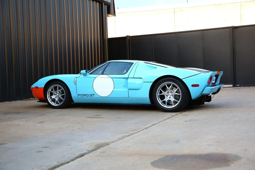 2006 Ford GT 1st Gen - Image 16 of 21