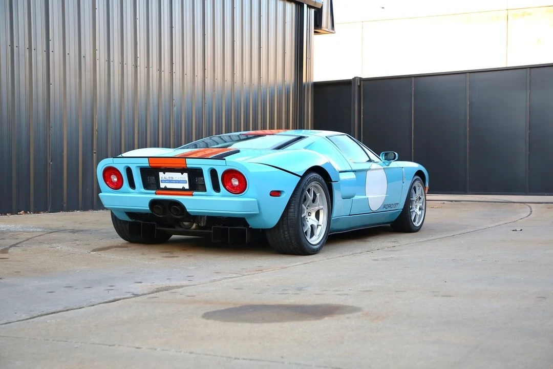 2006 Ford GT 1st Gen - Image 18 of 21