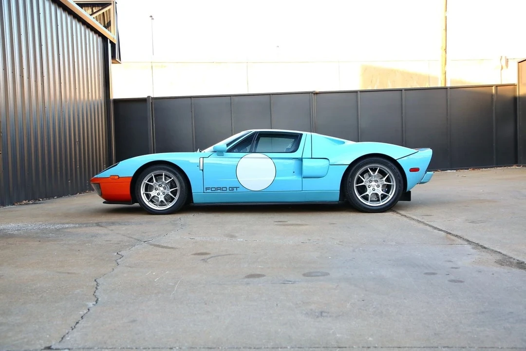 2006 Ford GT 1st Gen - Image 12 of 21