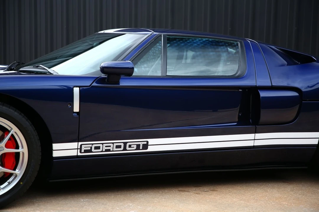 2006 Ford GT 1st Gen - Image 12 of 21