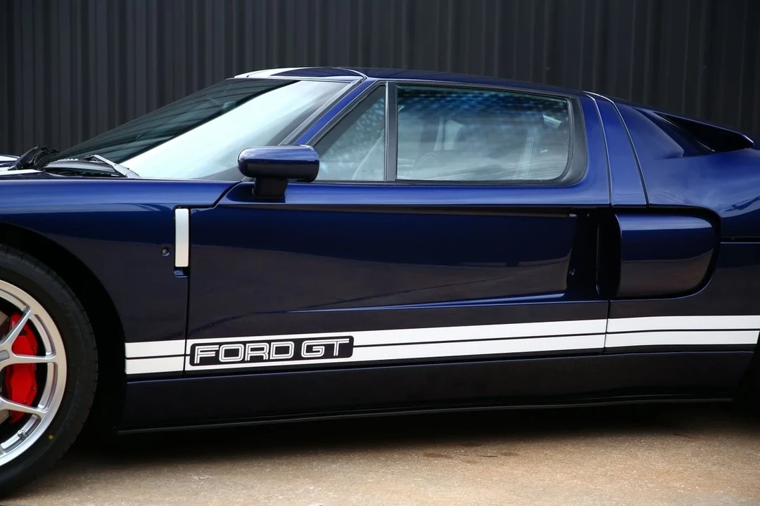 2006 Ford GT 1st Gen - Image 11 of 21