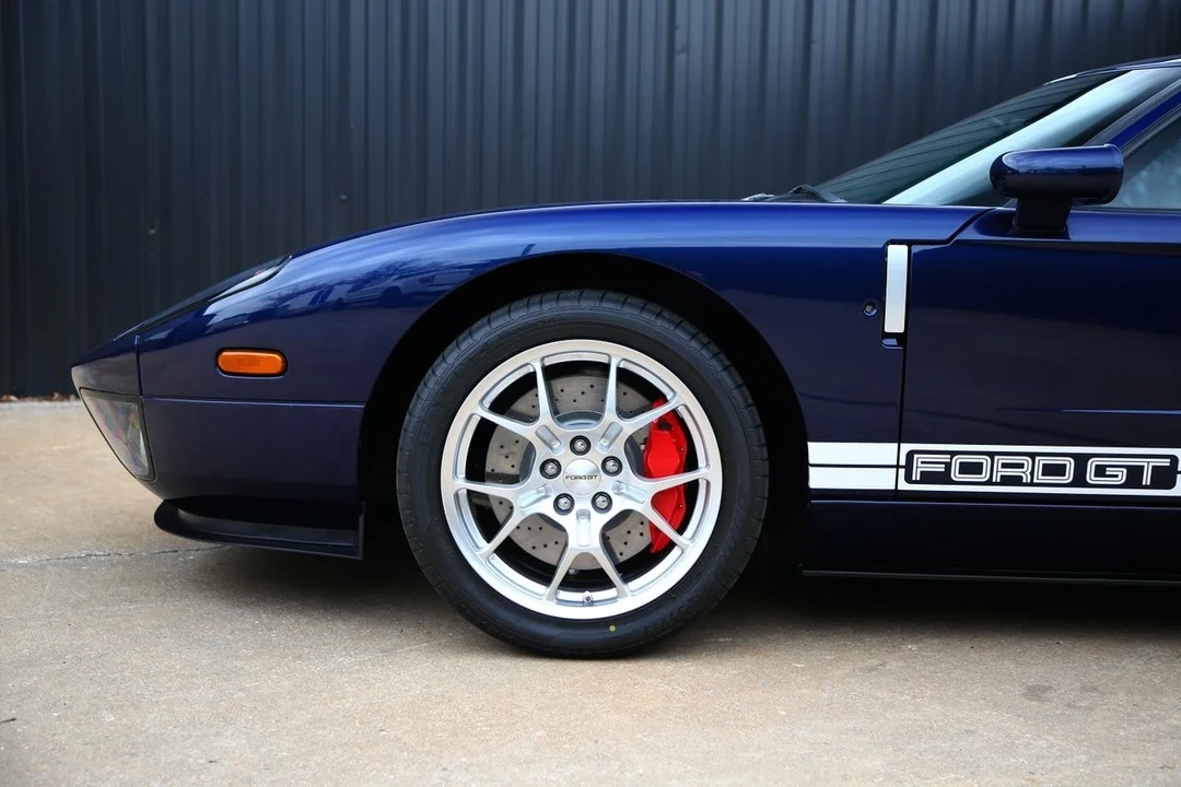 2006 Ford GT 1st Gen - Image 10 of 21