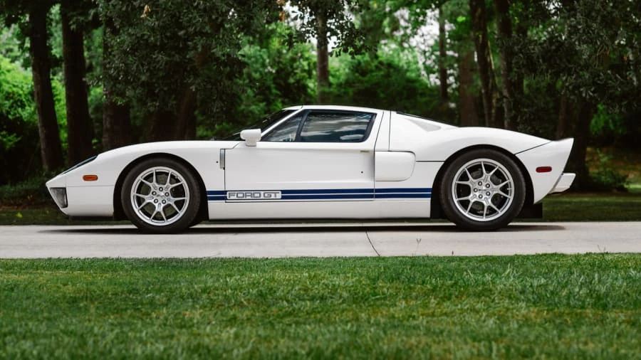 2006 Ford GT 1st Gen - Image 2 of 20